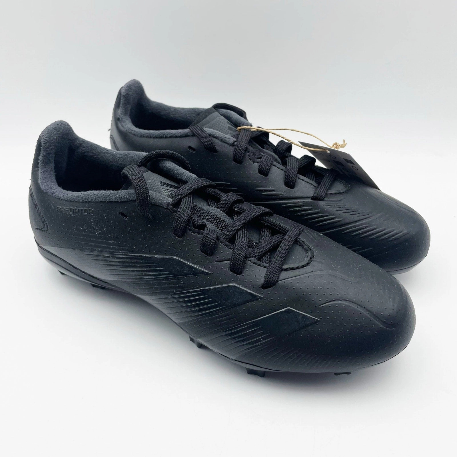 Adidas Kid Predator 24 League Firm Ground Soccer Cleat US 4.5 Black Athletic NIB Youth Soccer Cleats 2.5