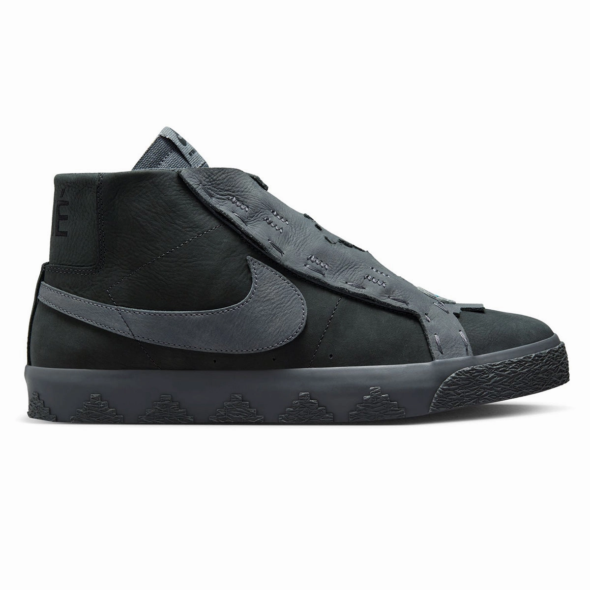 Nike Lunar Roam Shoes Nike SB x Di'Orr Greenwood Blazer Decon Anthracite/Smoke