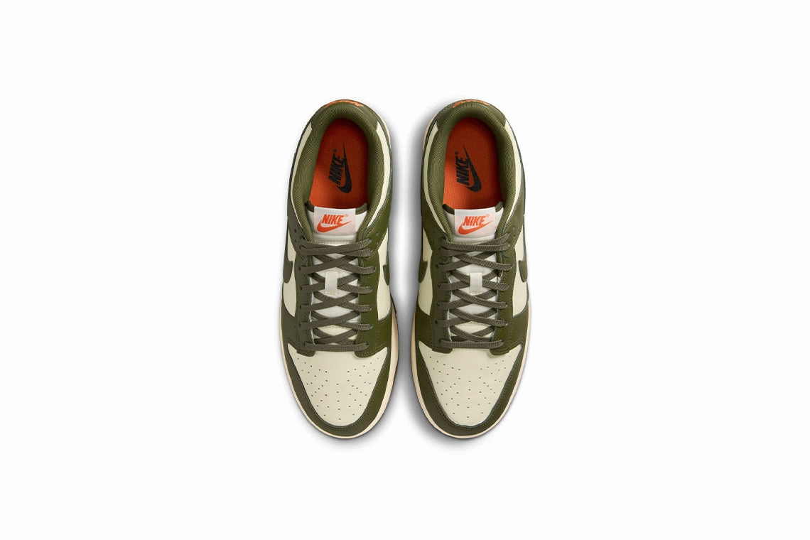 Nike Dunk Low Retro - Rough Green / Coconut Milk Nike Soft Ground Soccer Shoes