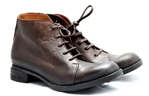 Tramping Boots Asym derby boot 1  |  mud  | horse