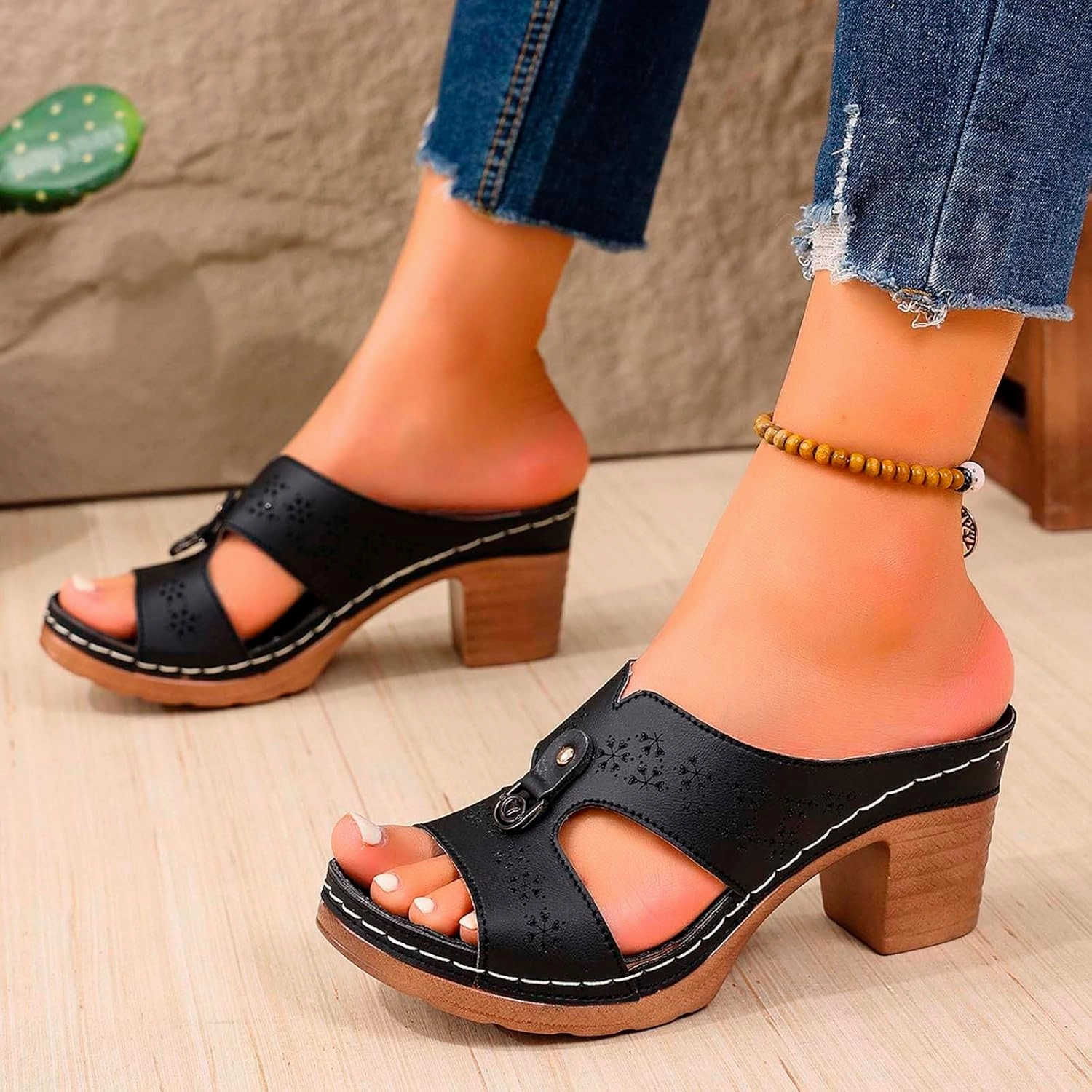 Women's Summer Fashion Sandals Mid Heel Open Toe Comfortable Casual Beach Walking Shoes Ladies Stylish Slip On Best Training And Gym Shoes
