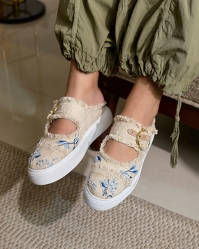 Cloudy Meadow : Mules Square Toe Mules Shoes