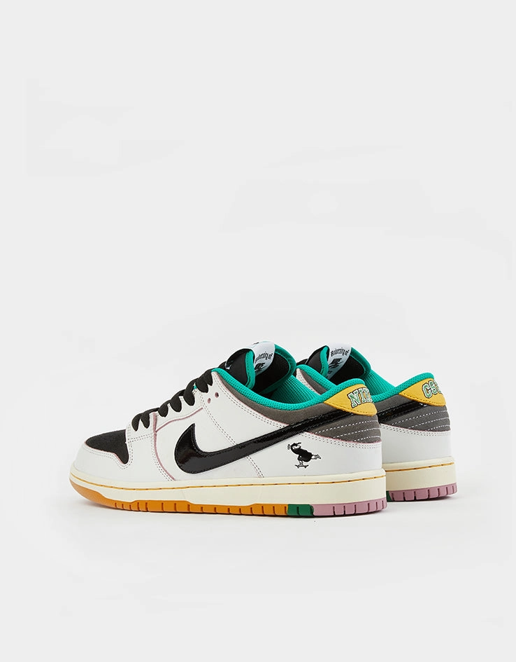 Nike Diamond Turf Casual Shoes Nike SB 'CSEF' Dunk Low Pro QS Skate Shoes - Summit White/Black-White-Iron Grey