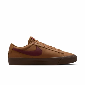 Nike Nurses Shoes Nike SB Zoom Blazer Low Pro GT Light British Tan Dark Team Red Shoes