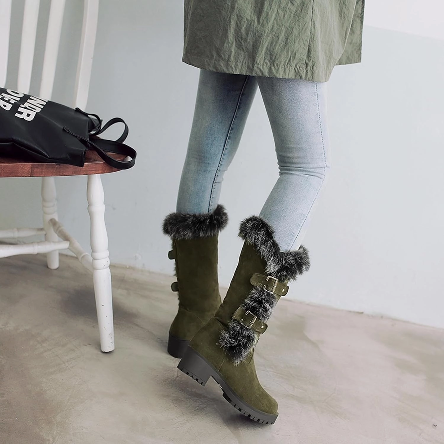 Cowgirl Boots Women Keep Warm Hairy Suede Mid Calf Snow Boots Lace Low Block Heel Snow Winter Long Bootie Cobra Combat Boots