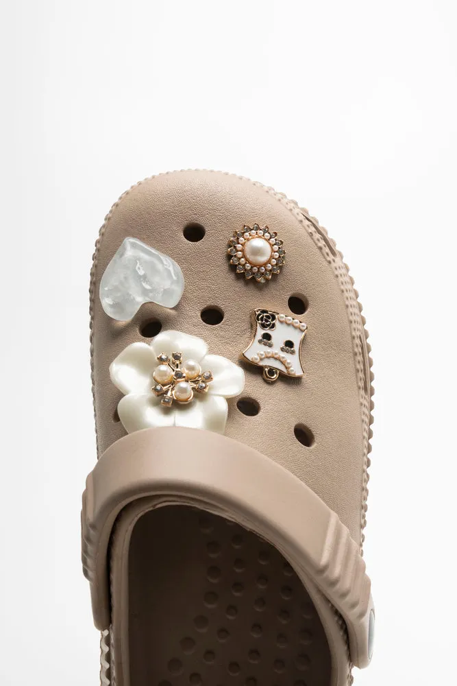 Scrubs And Clogs Dubai Flower Clog Natural