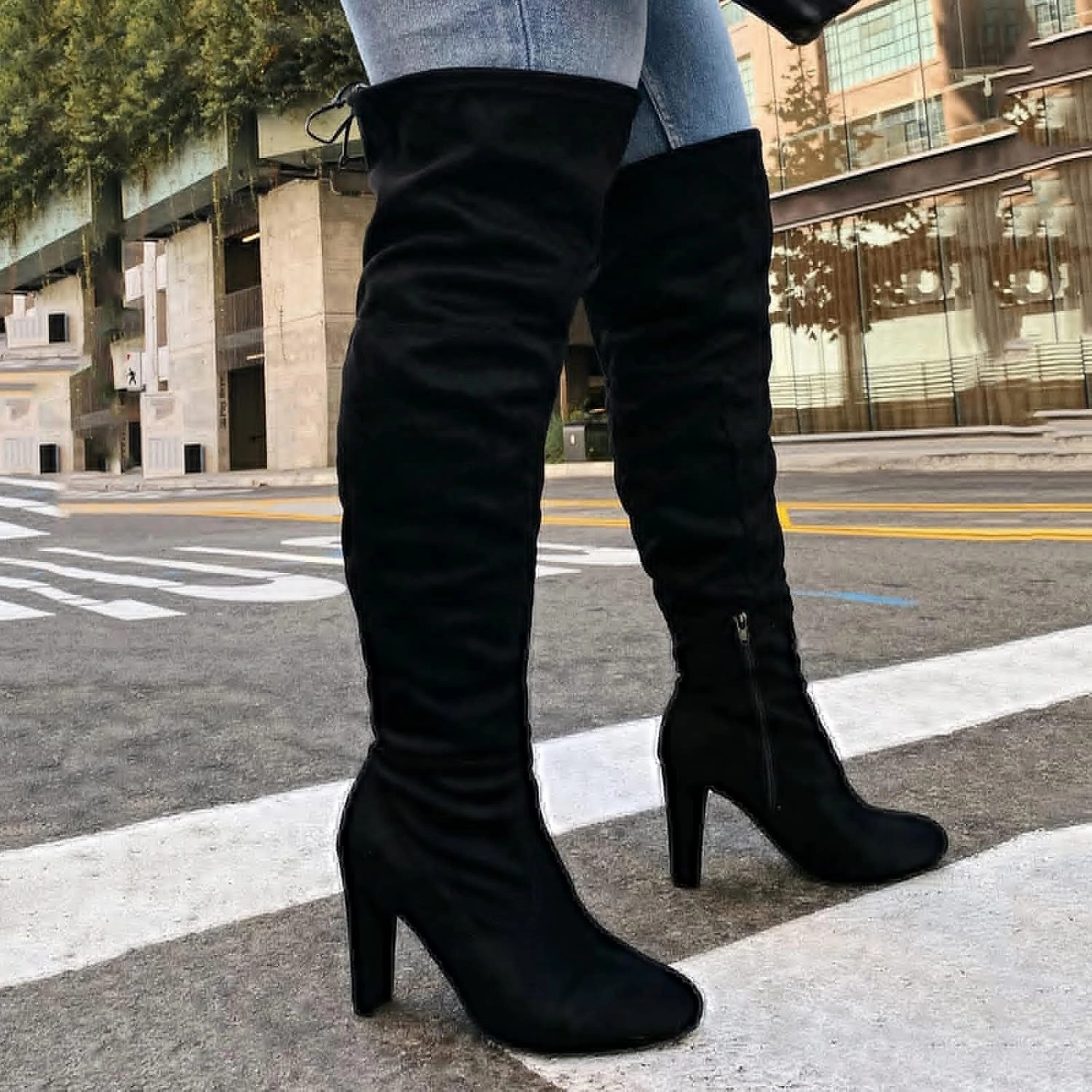 Leather Wide Fit Knee High Boots Women's Suede Over The Knee Boots Round Toe Side Zipper Flat Booties Thigh High Boots for Women Chunky Bottom Slip On Knee High Boots Casual Non Slip Winter Fall Long Tall Boots