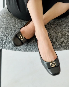 Chief Fun Officer - Black : Ballet Flats Crellin Mule Shoe