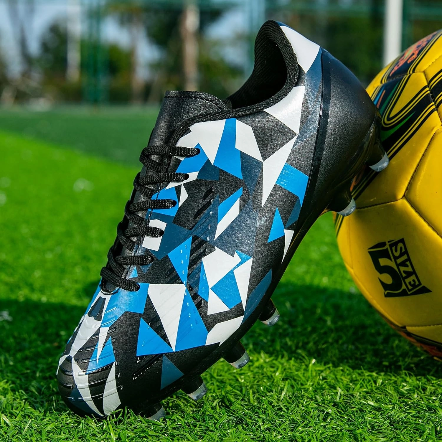 Kids Soccer Cleats Boys Girls Youth Football Cleats for Boys Girls Athletic Outdoor Soccer Shoes Lightweight Teenager Unisex Training Football Shoes for Little and Big Kid Cheap Soccer Cleats Store