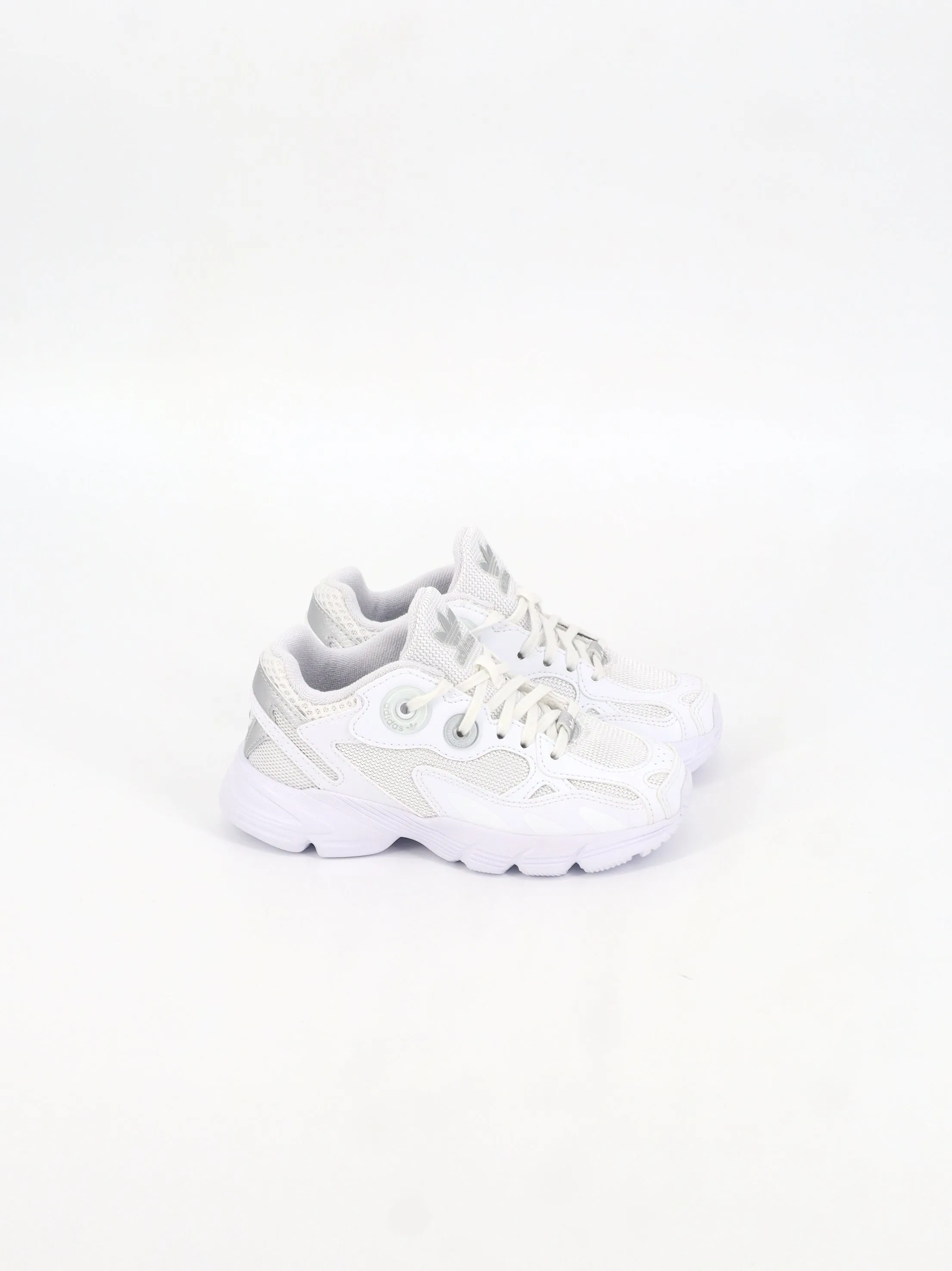 Kids Girl's Textured Sneakers,White Oil Slip Resistant Work Boots