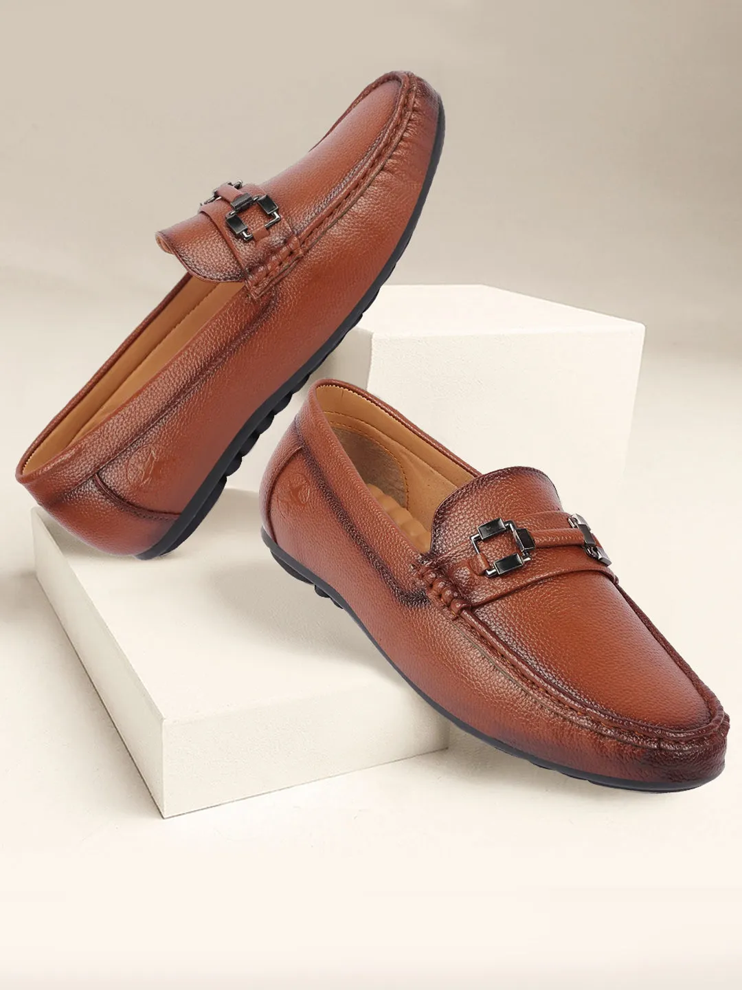 Loafers Designer Sale Men Tan Textured Design Horsebit Buckle Casual Classic Slip On Moccasins and Loafers