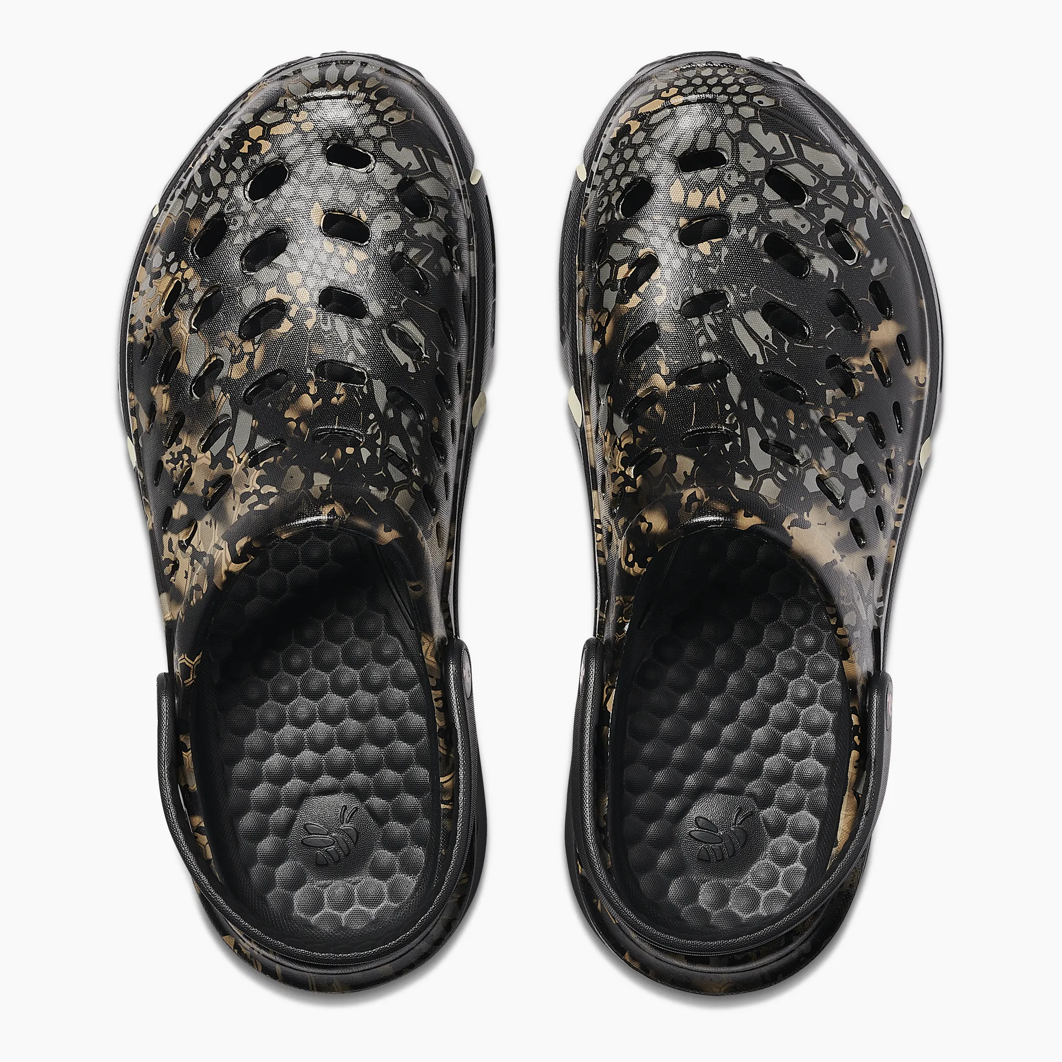 Isabelle Clogs Men's Trekking Clog  Kryptek Graphics