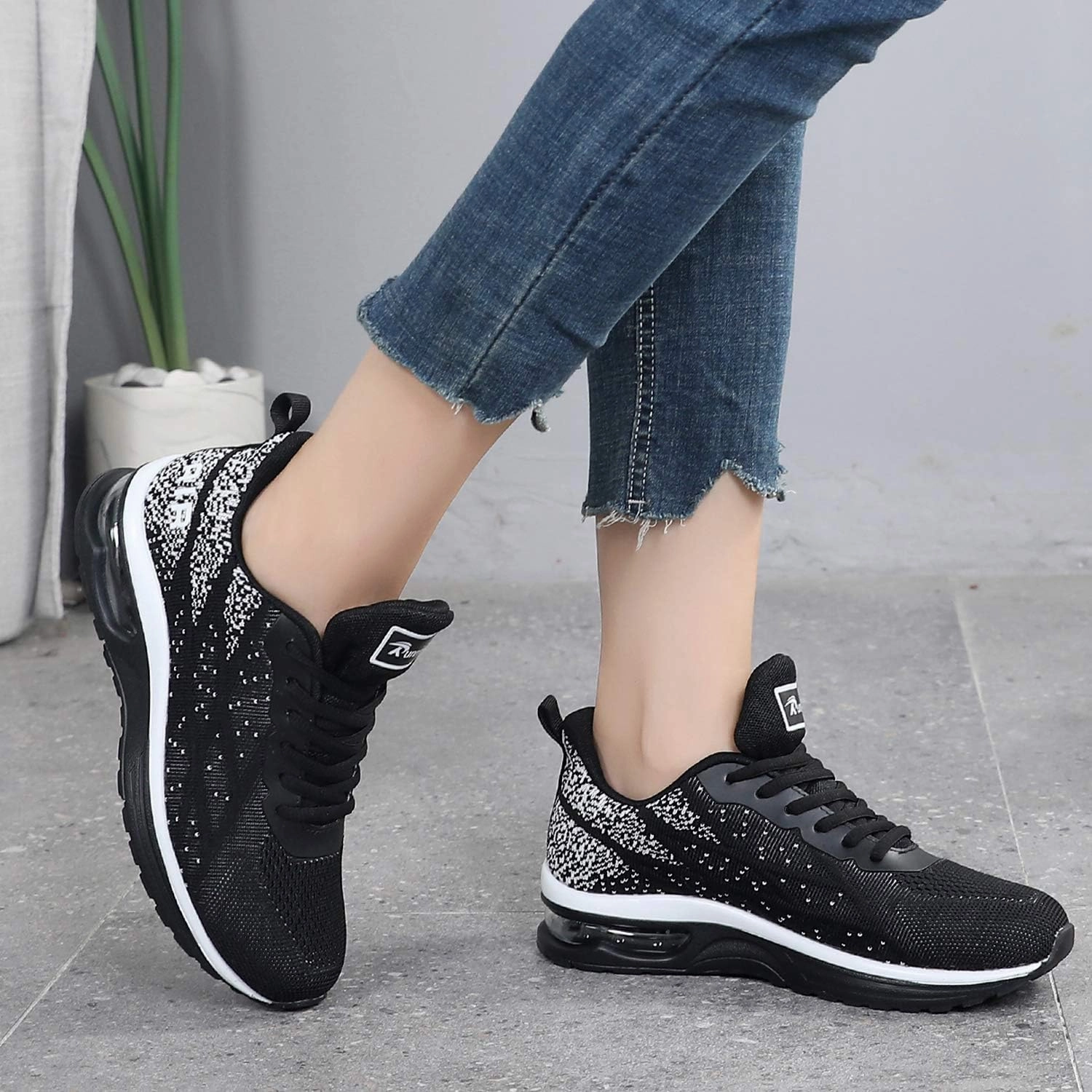 MAFEKE Women Air Athletic Running Shoes Fashion Tennis Breathable Lightweight Walking Sneakers Shoes For Grass Volleyball