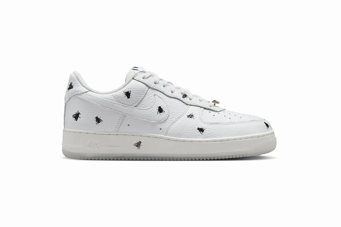 Nike Cr7 Shoes Nike Air Force 1 Low Retro : "Houseflies" (10/24)