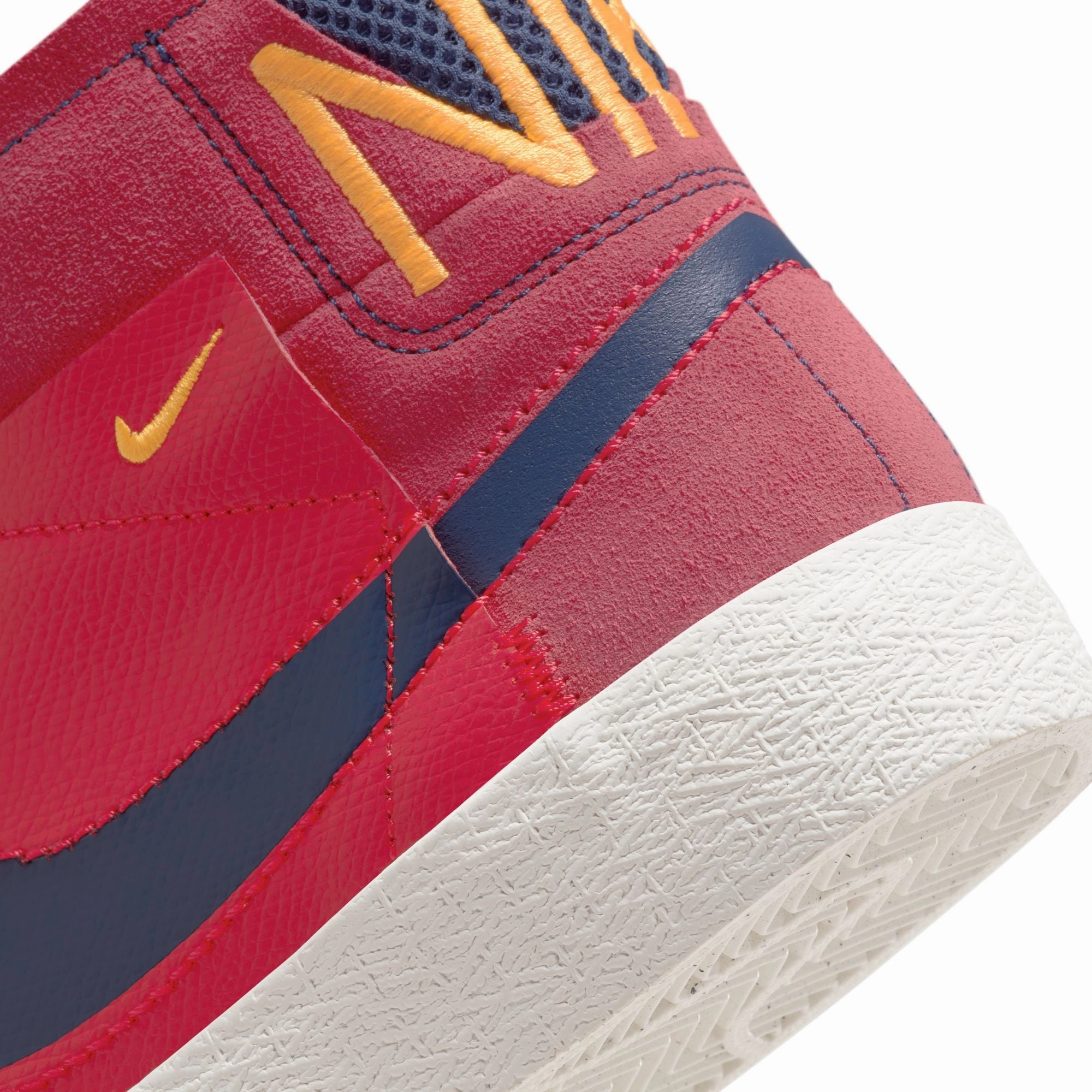Nike SB Zoom Blazer Mid PRM University Red/University Gold/Summit White/Midnight Navy Nike Slip On Tennis Shoes