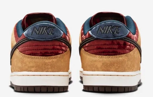 Nike SB - Dunk Low Pro Shoes | Celestial Gold (City Of Cinema) Nike On Sale Shoes
