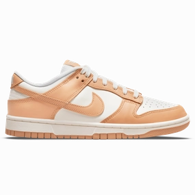 Nike Dunk Low WMNS 'Harvest Moon' Nike Indoor Soccer Shoe
