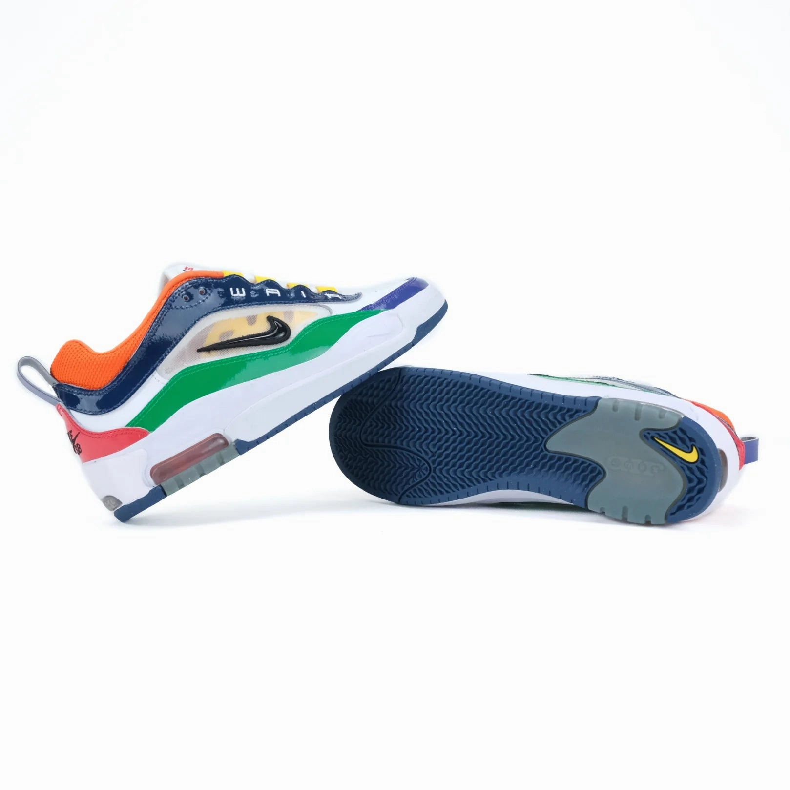 NIKE SB - Air Max Ishod PRM University Red/Black/Amarillo Nike Vintage Shoes