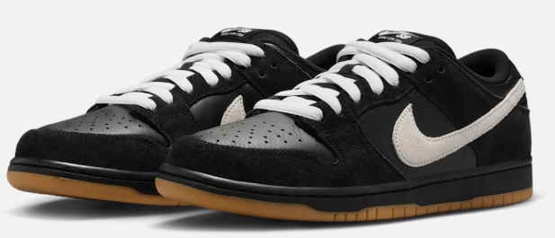 Nike SB - Dunk Low Pro Shoes | Black White Black Nike Court Borough Mid 2 Shoes