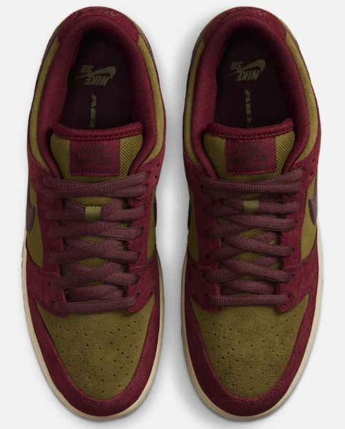 Nike SB - Dunk Low Pro Shoes | Dark Team Red Nike David Robinson Shoes