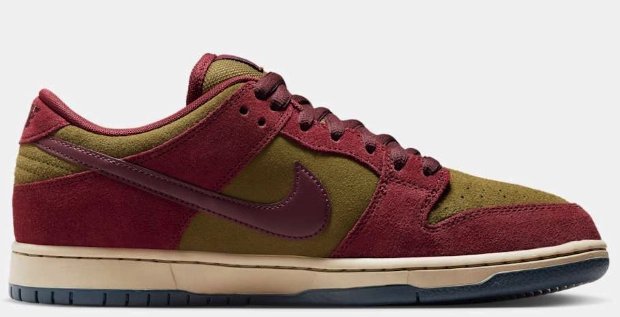 Nike SB - Dunk Low Pro Shoes | Dark Team Red Nike Deion Shoes