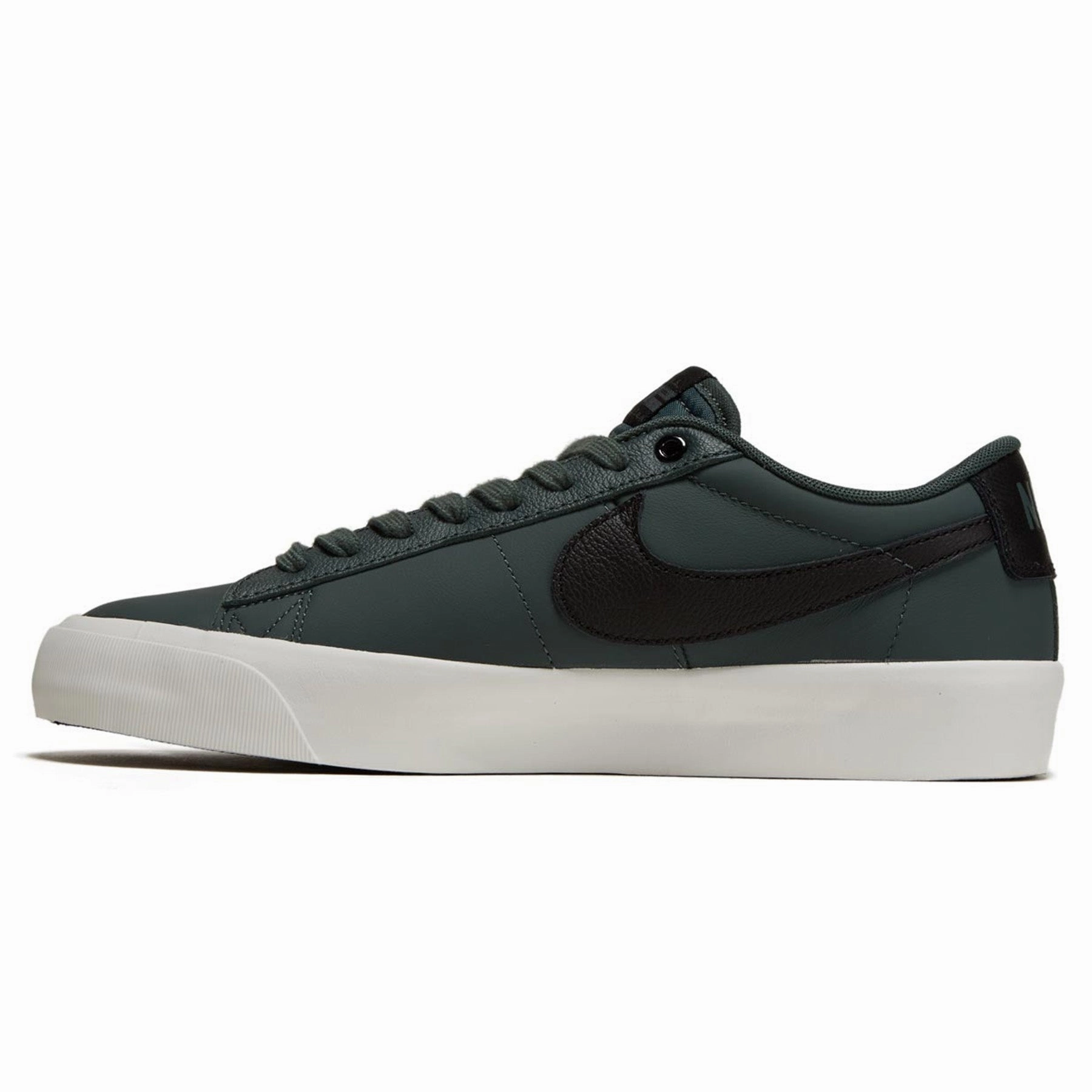 Nike Jordan Flight Shoes Nike SB Blazer Low GT Vintage Green/Black