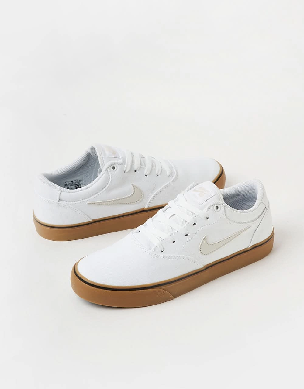 Nike Metcon Training Shoes Nike SB Chron 2 Canvas Skate Shoes - White/Light Bone-White-Gum Light Brown