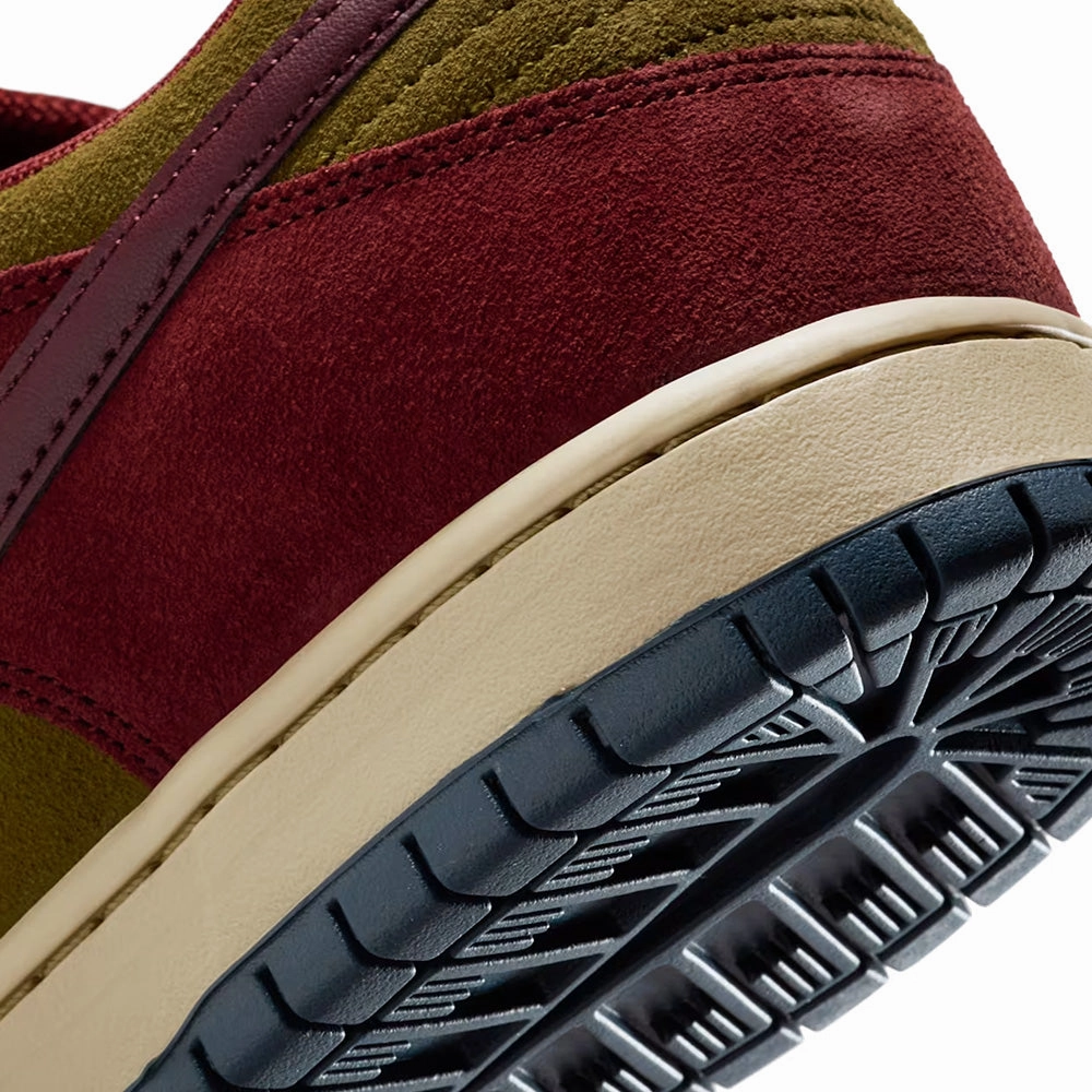 NIKE SB DUNK LOW PRO DARK TEAM RED / OLIVE FLAK Fly Nike Shoes