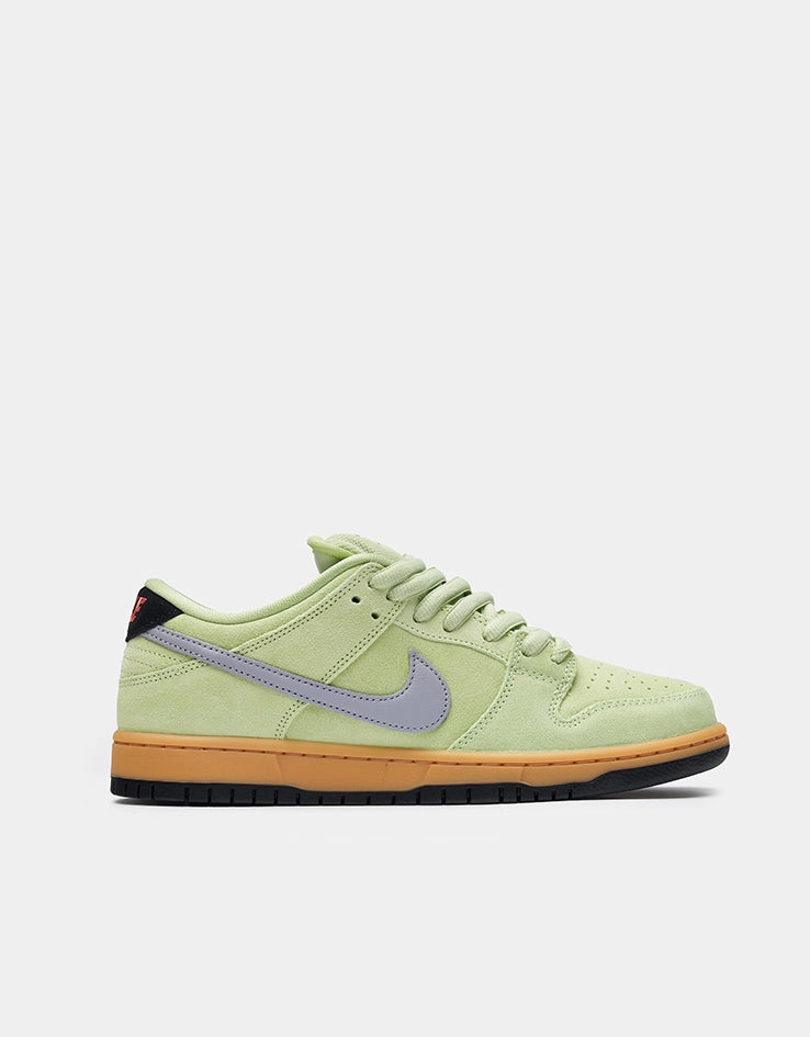 Nike SB Dunk Low Pro Premium Skate Shoes - Pistachio Frost/Wolf Grey-Black Nike Shoes For Pronation