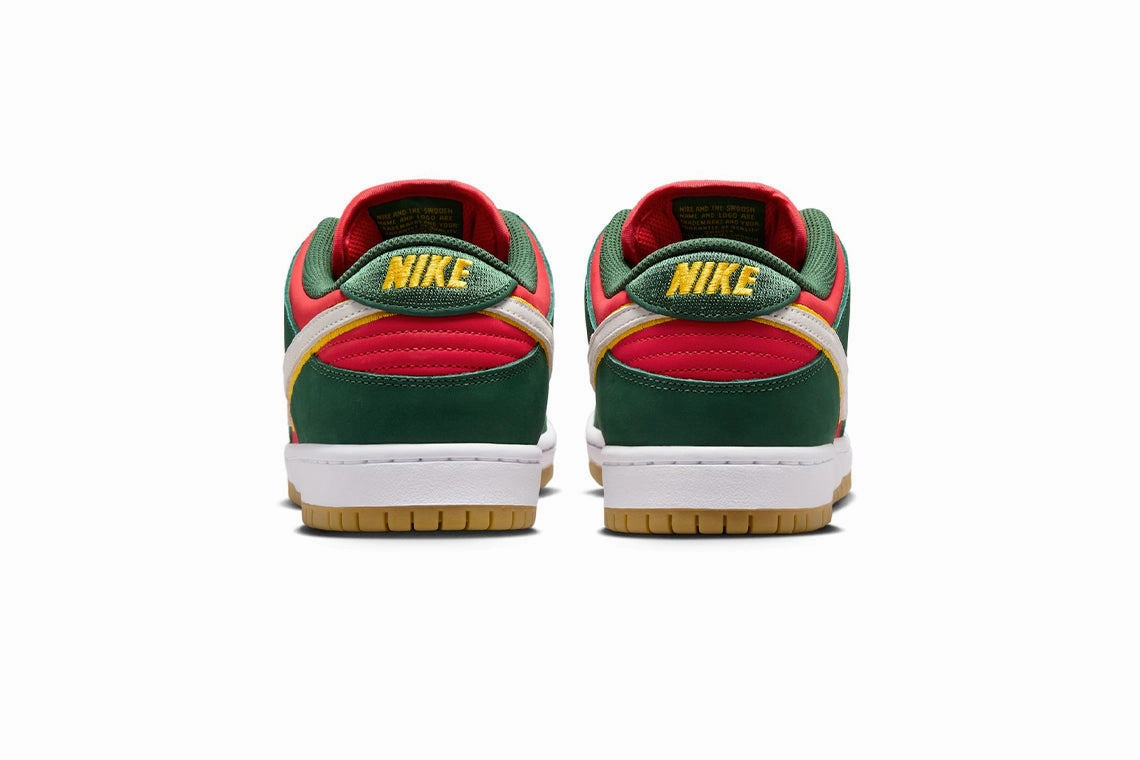 Nike SB Dunk Low Pro PRM - "Seattle Supersonics" Nike Element Shoes