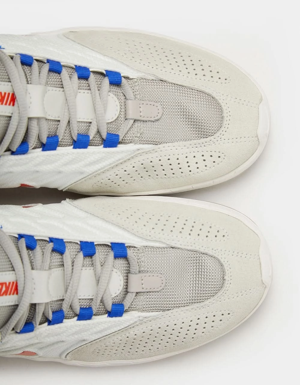 Nike Vapor Tennis Shoe Nike SB Vertebrae Skate Shoes - Summit White/Cosmic Clay-Platinum Tint-Lt Iron Ore-Hyper Royal