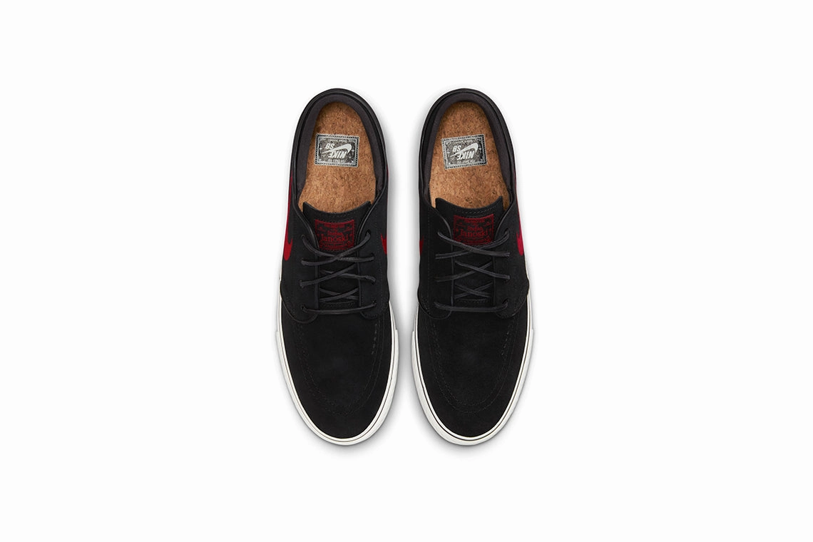 Pictures Of Nike Shoes Nike SB Zoom Janoski OG  : Black / University Red