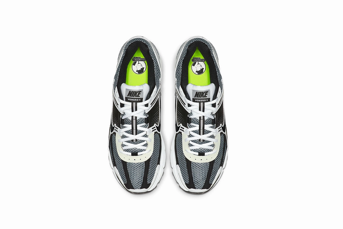 Dicks Sporting Goods Nike Shoes Nike Zoom Vomero 5 SE SP - Black / Metallic Silver (10/25)