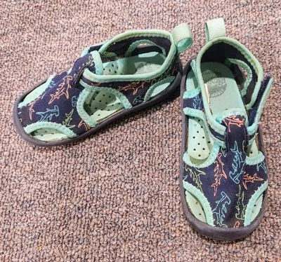 Sandals With Wide Width Oshkosh Summer sandals, water shoes with sharks, machine washable 6 (Toddler)