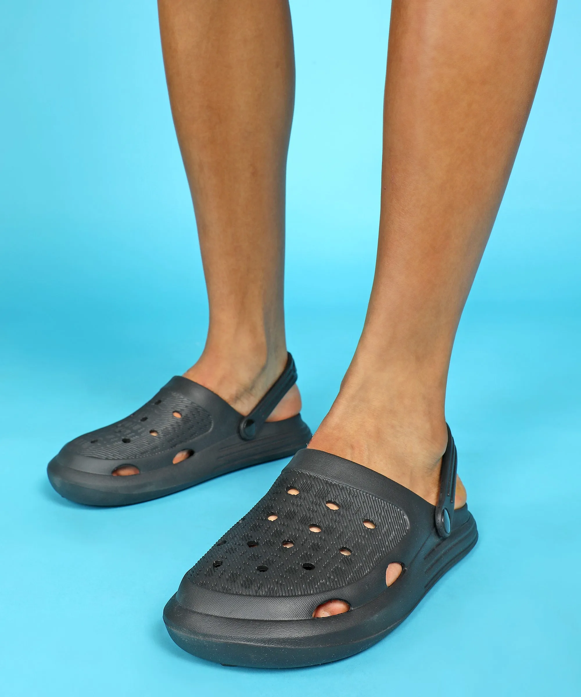 Drain Clogs Salisbury Paragon  K10914G Men Casual Clogs | Stylish, Durable | Casual & Comfortable | For Everyday Use