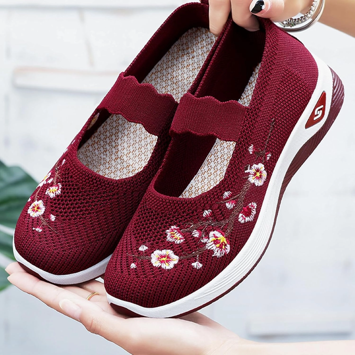 Womens Embroidered Flower Shoes Slip On Knit Flat Loafers Woven Orthopedic Casual Breathable Soft Sole Sneakers Arch Support Stretch Mesh Platform Comfortable Walking Nurse Shoe Best Cushioned Tennis Shoes