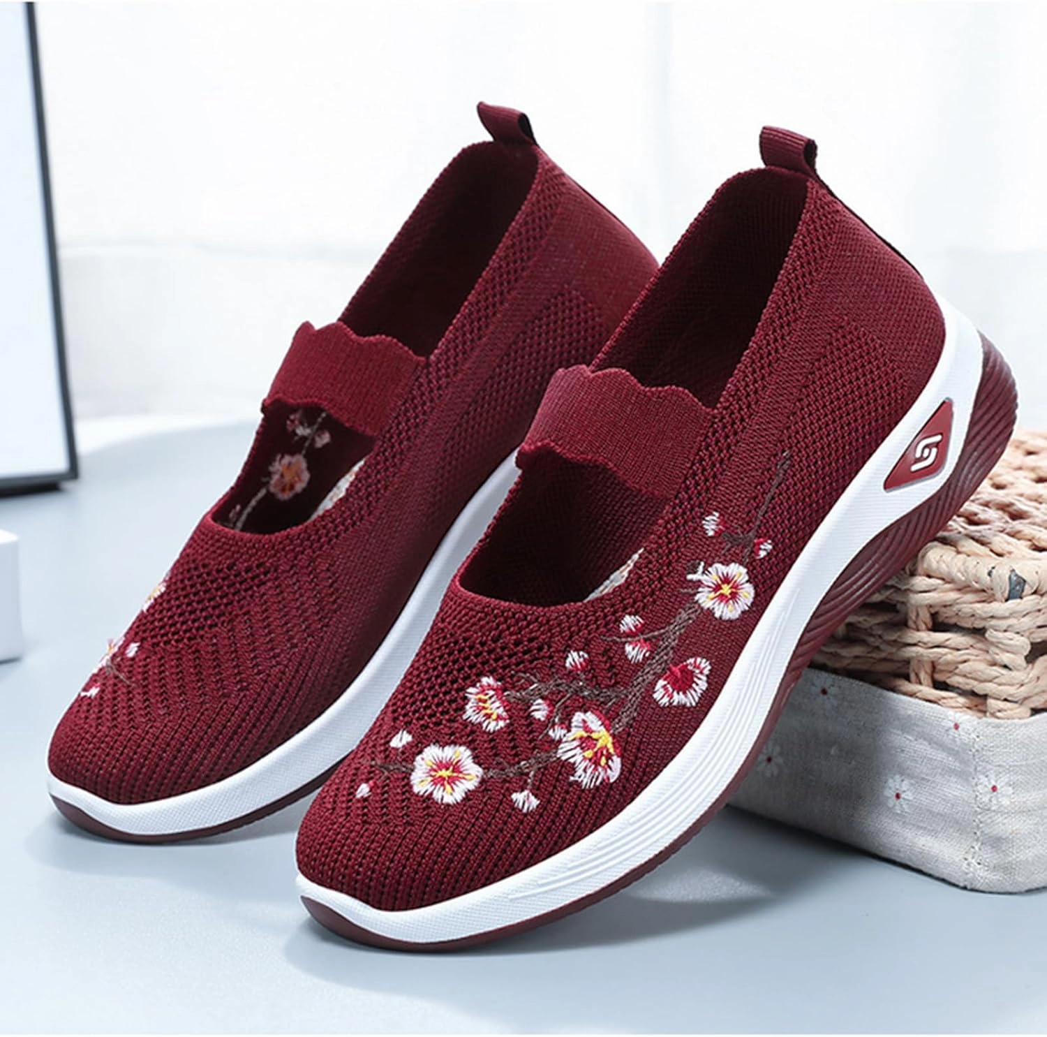Womens Embroidered Flower Shoes Slip On Knit Flat Loafers Woven Orthopedic Casual Breathable Soft Sole Sneakers Arch Support Stretch Mesh Platform Comfortable Walking Nurse Shoe Breast Cancer Tennis Shoes