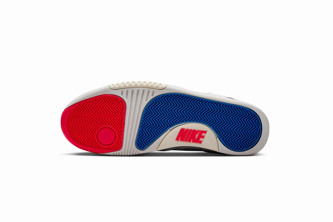 Nike Street Soccer Shoes NIKE Air Tech Challenge 2 QS : "Pixel Court" White/Royal Blue-Laser Crimson