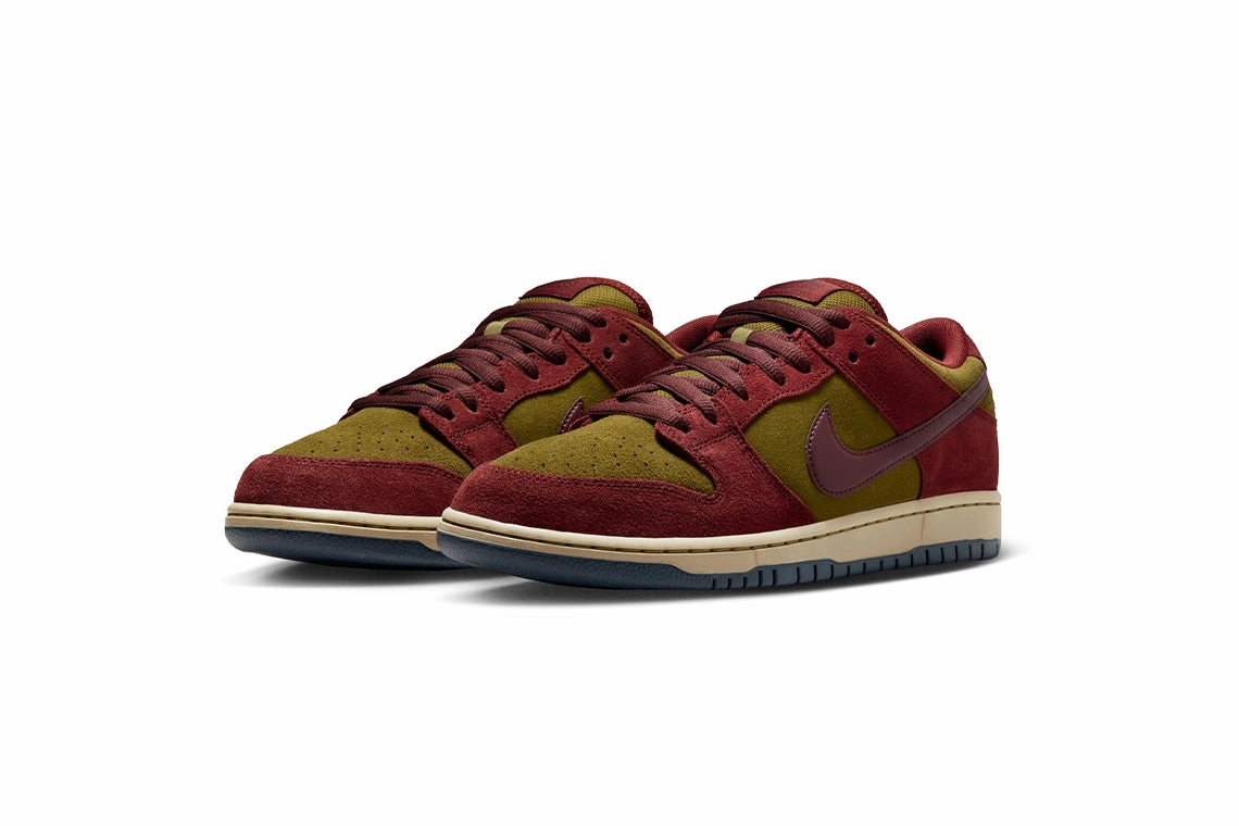 Nike Ucla Shoes Nike SB Dunk Low Pro : "Dark Team Red" (7/1)