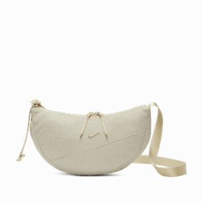 Nike Aura Crescent Crossbody Bag (4L) First Nike Basketball Shoe