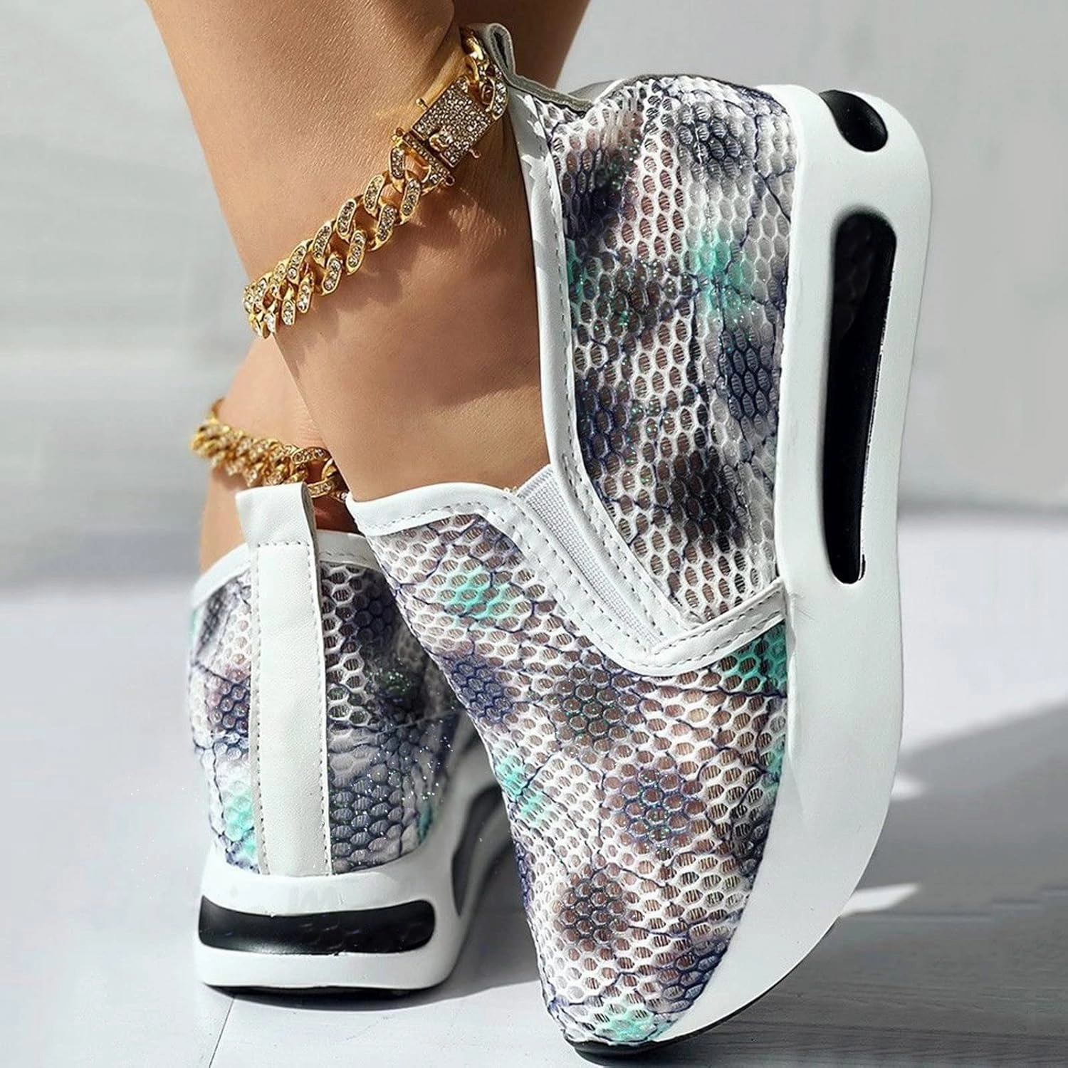 Platform Sneakers for Women Slip on Loafers Lace Embroidery Chunky Fashion Casual Tennis Shoes Lightweight Walking Shoes Comfortable Ladies Hidden Sneaker Breathable Orthopedic Wedge Best Badminton Shoes With Cushion