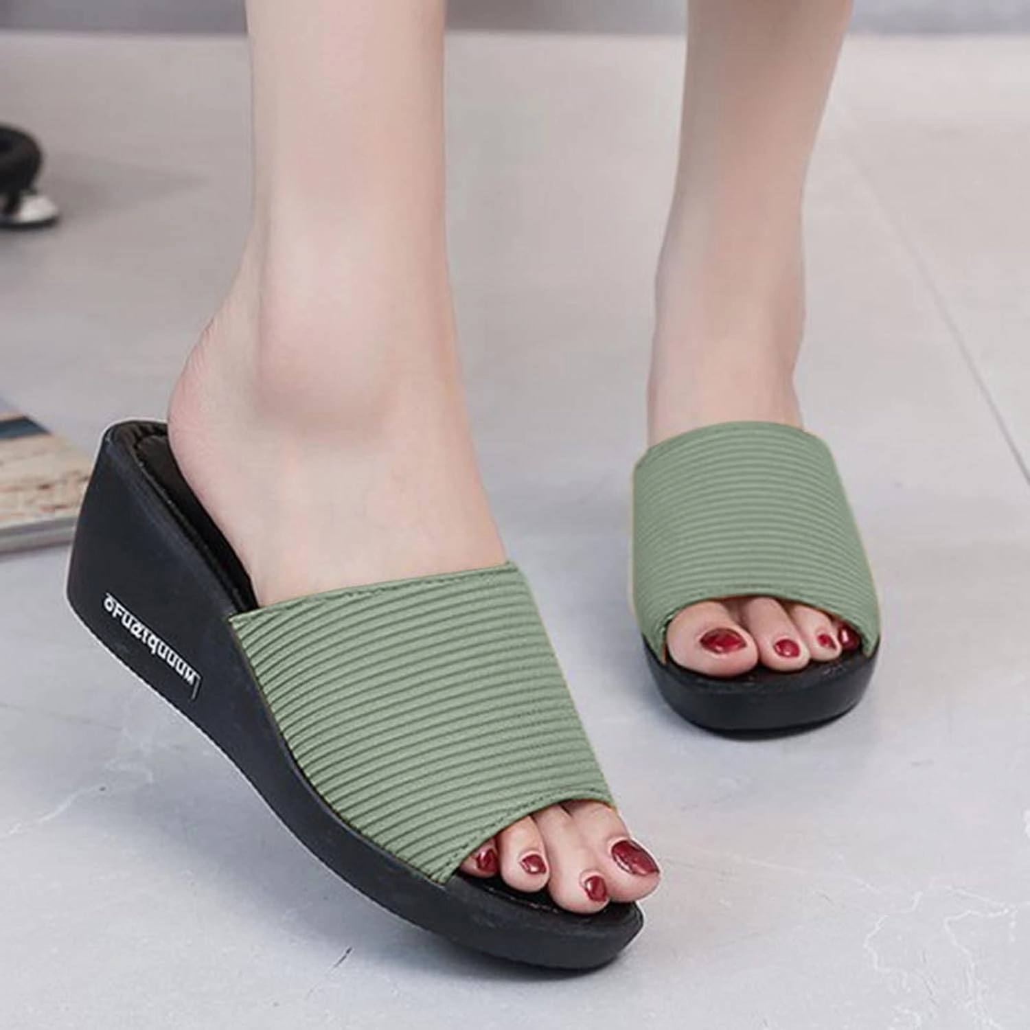 Flat Sandals for Women Casual Lightweight Shoes Arch Support Open Toes Women's Slip on Comfort Sandal Flip Flops Cloth Strap