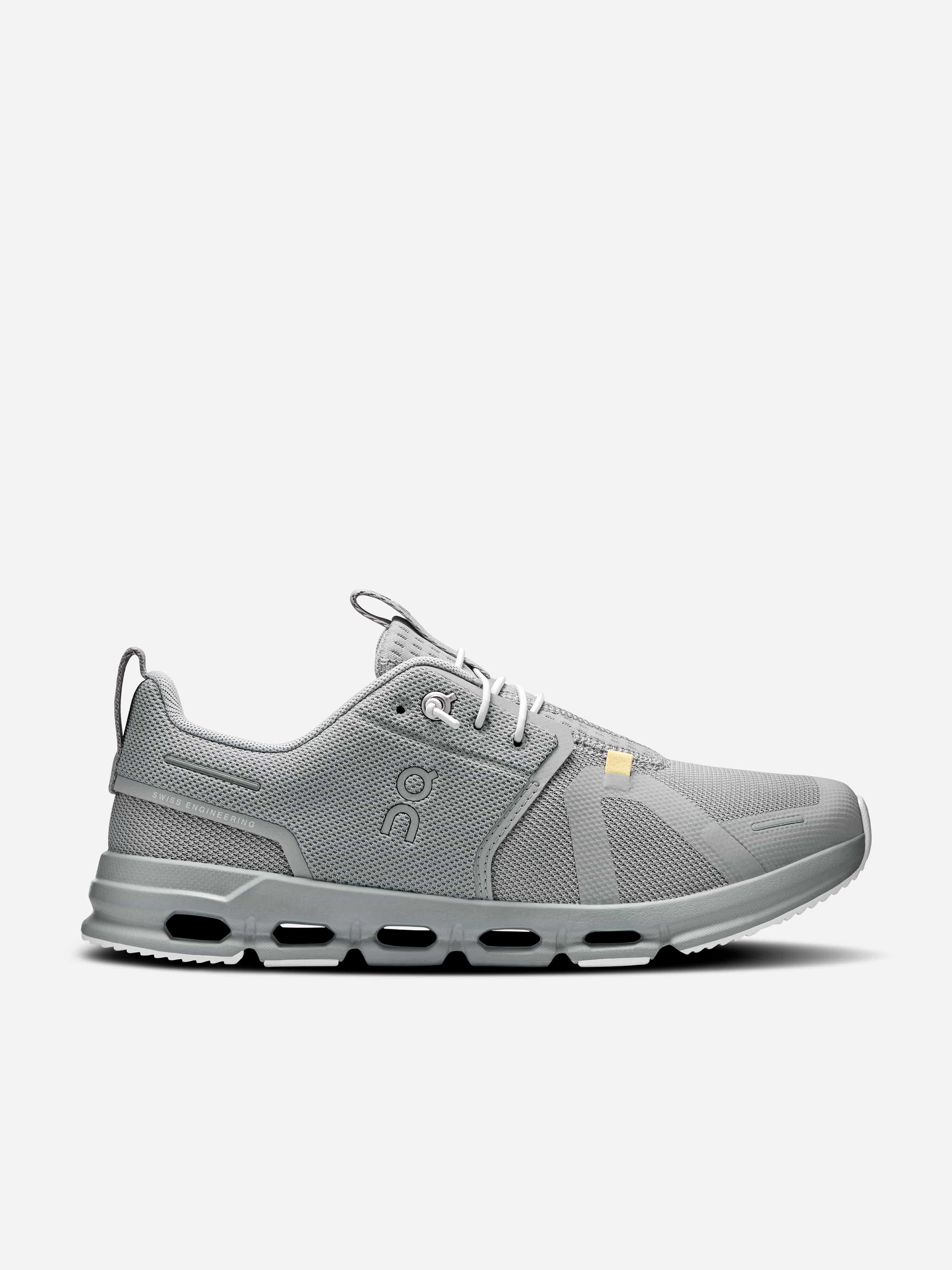 On Running Kids Cloud Sky Trainers in Grey Extra Wide Running Shoes