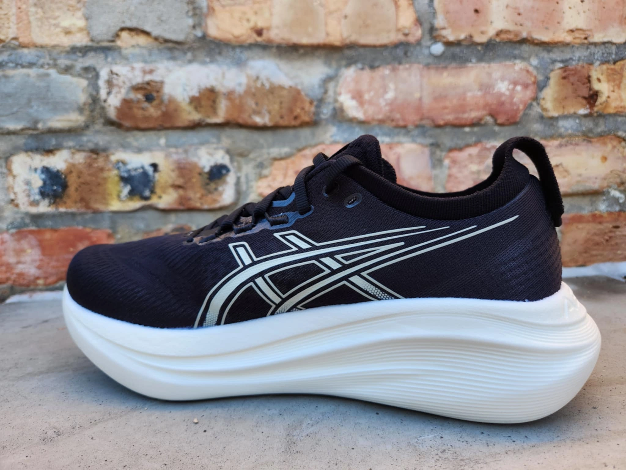 Asics W Gel Nimbus 27