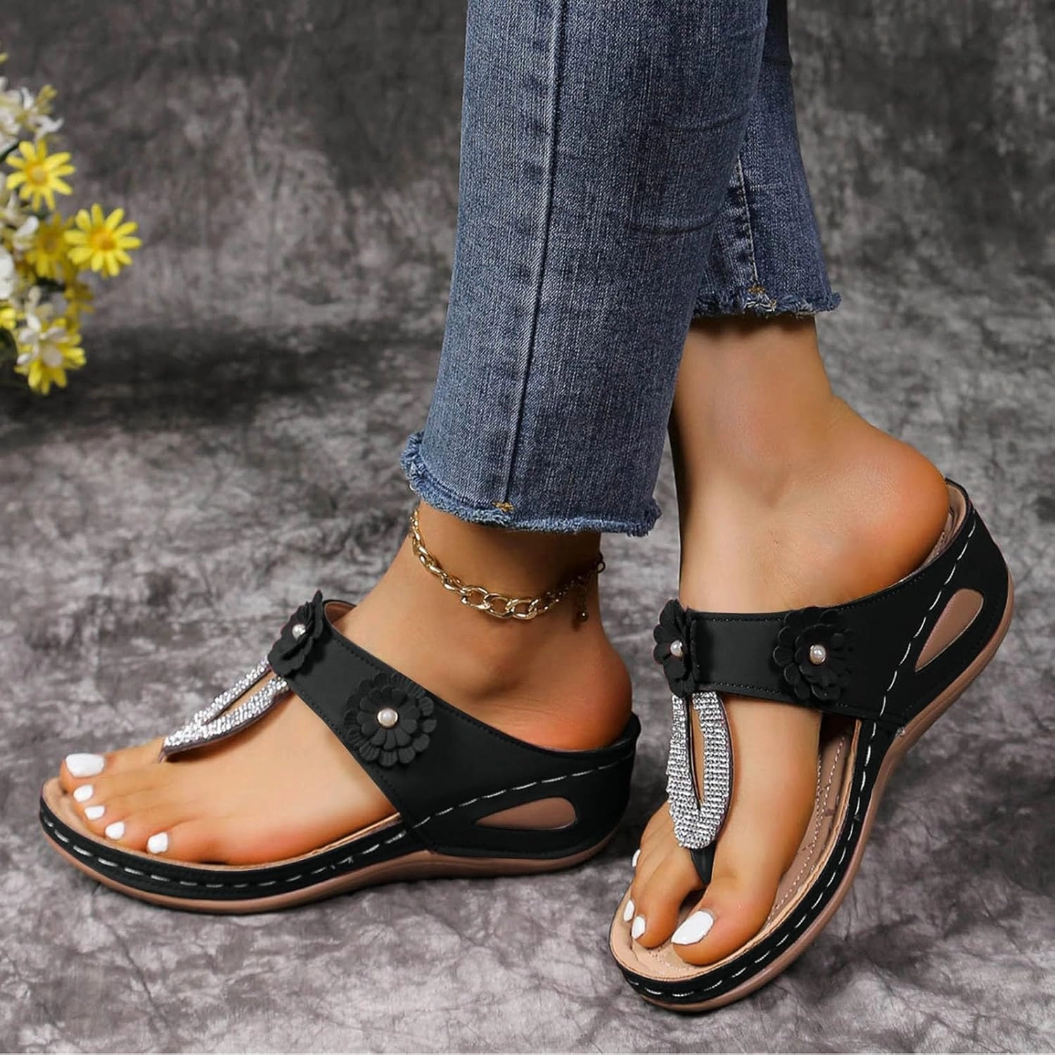 Spring And Summer Women's Thick Soled Sequined Flip Flops Wedge Heeled Fashionable Wedge Sandals for Women Ankara Flip Flops