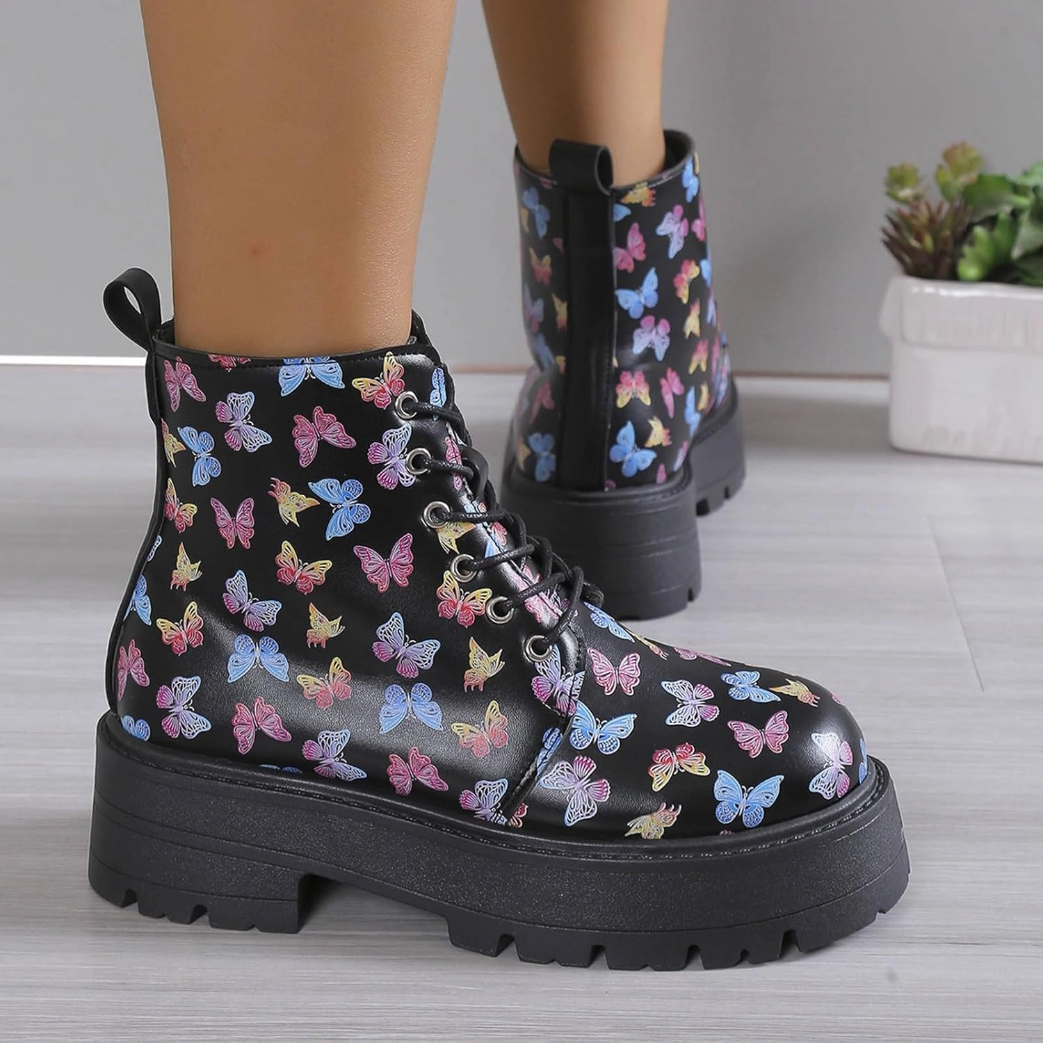 Combat Boots Photography Black Boots For Women Women's Y2K Butterfly Lace-Up Combat Boots Thick Platform Gothic Halloween Bootie For Ladies