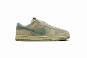 Nike Dunk Low (W)- "Olive Aura" Bicoastal-Oil Green Original Nike Shoe