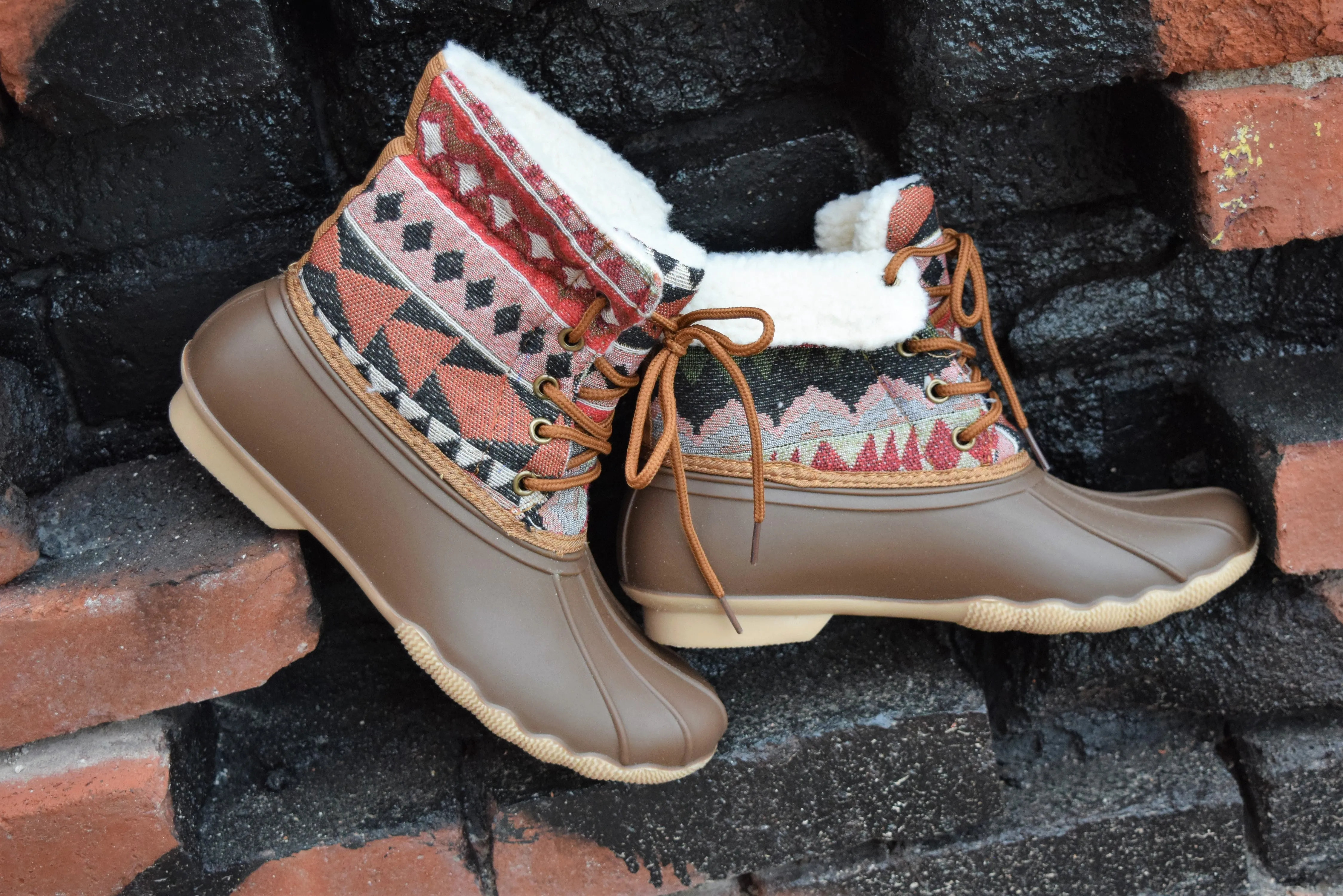 8.5 Wide Snow Boots The Slush Tan Aztec Rain/Snow Boot