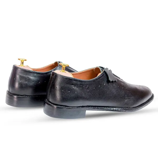 Low Top Tennis Shoes Thiago Black Wholecut Shoe