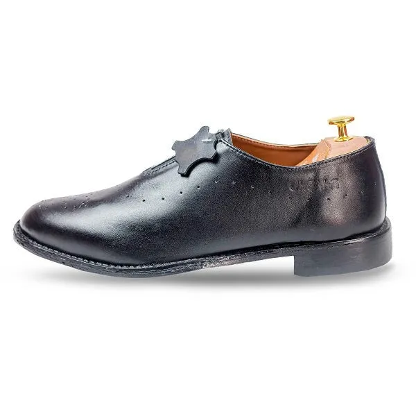 Thiago Black Wholecut Shoe Best Tennis Shoes Bunions